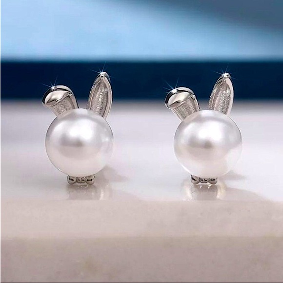 New! White Pearl 925 Silver Bunny Earrings! - Picture 6 of 7